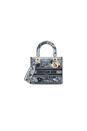 Dior Medium Lady D-Lite Bag