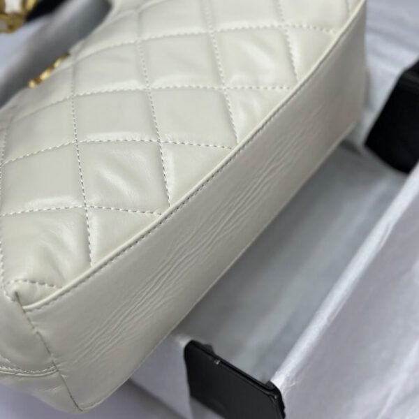 CHANEL LARGE HOBO BAG - Image 5